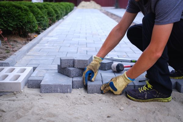 Cost of Hardscape Patio Installation in Nampa