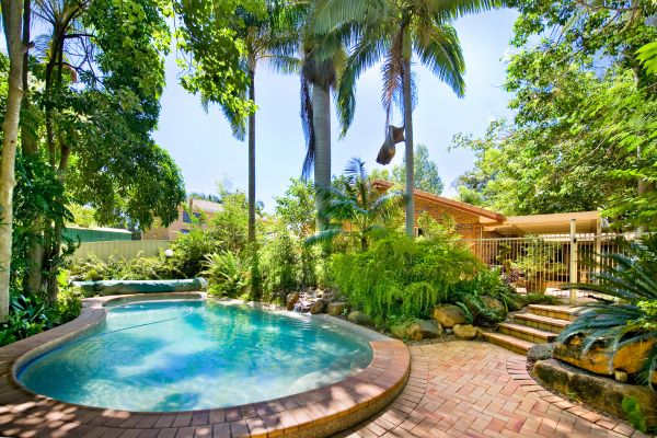 Cost of Pool Patio Paving in Nampa