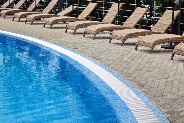 Cost of Poolside Hardscaping in Nampa